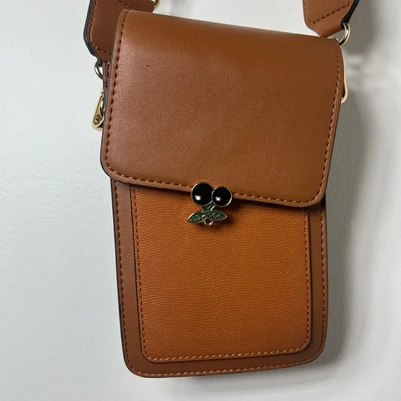 Lulla Collection NYC Brown Mini Crossbody Phone Bag Adjustable Strap - Picture 4 of 12